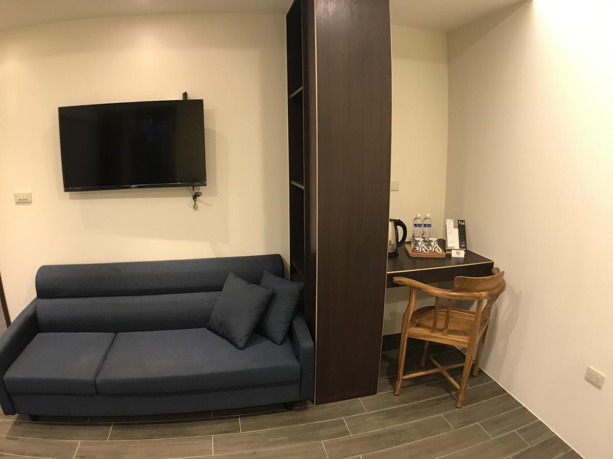 800 Lan Homestay Чжушань Экстерьер фото