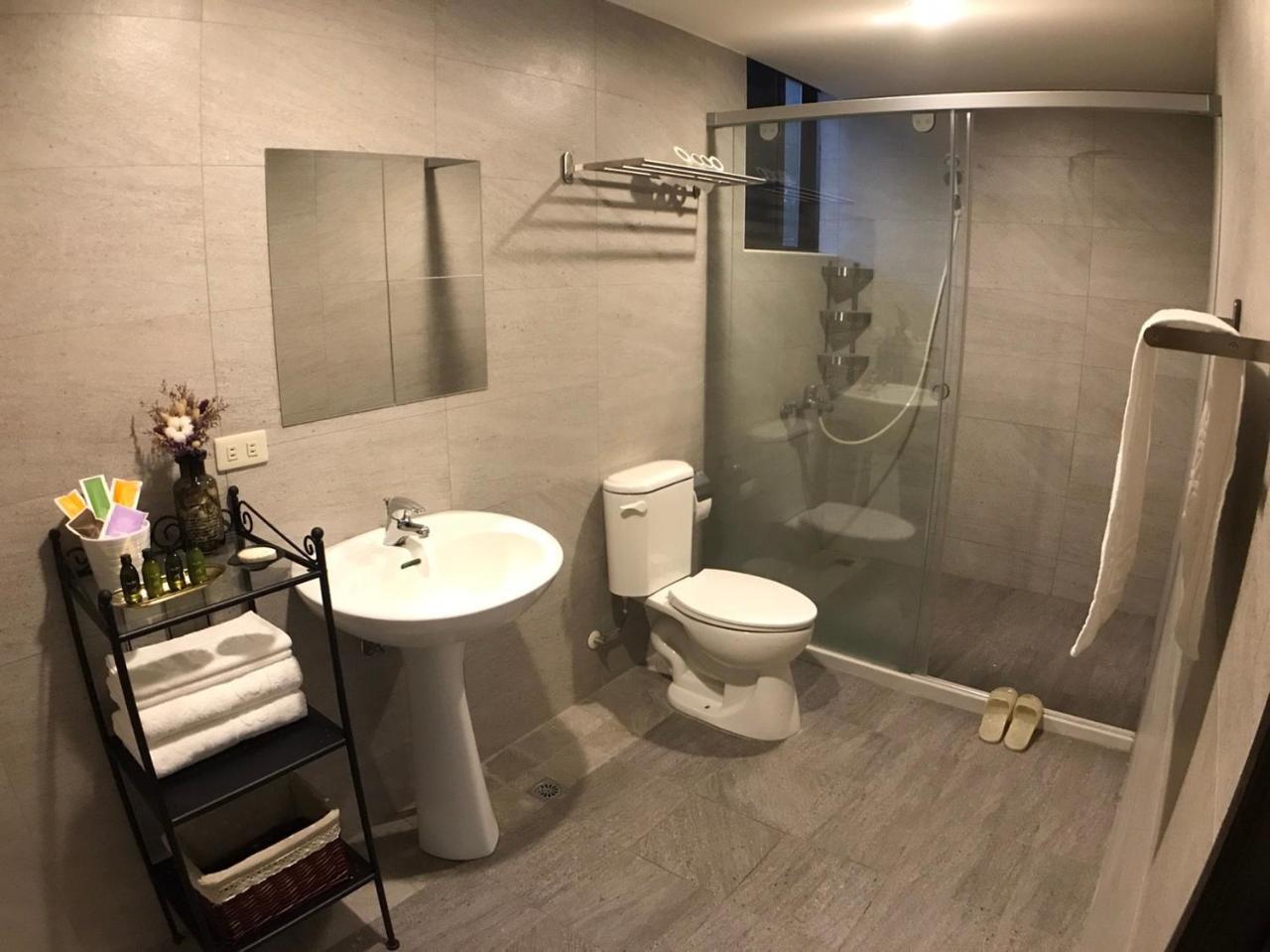 800 Lan Homestay Чжушань Экстерьер фото